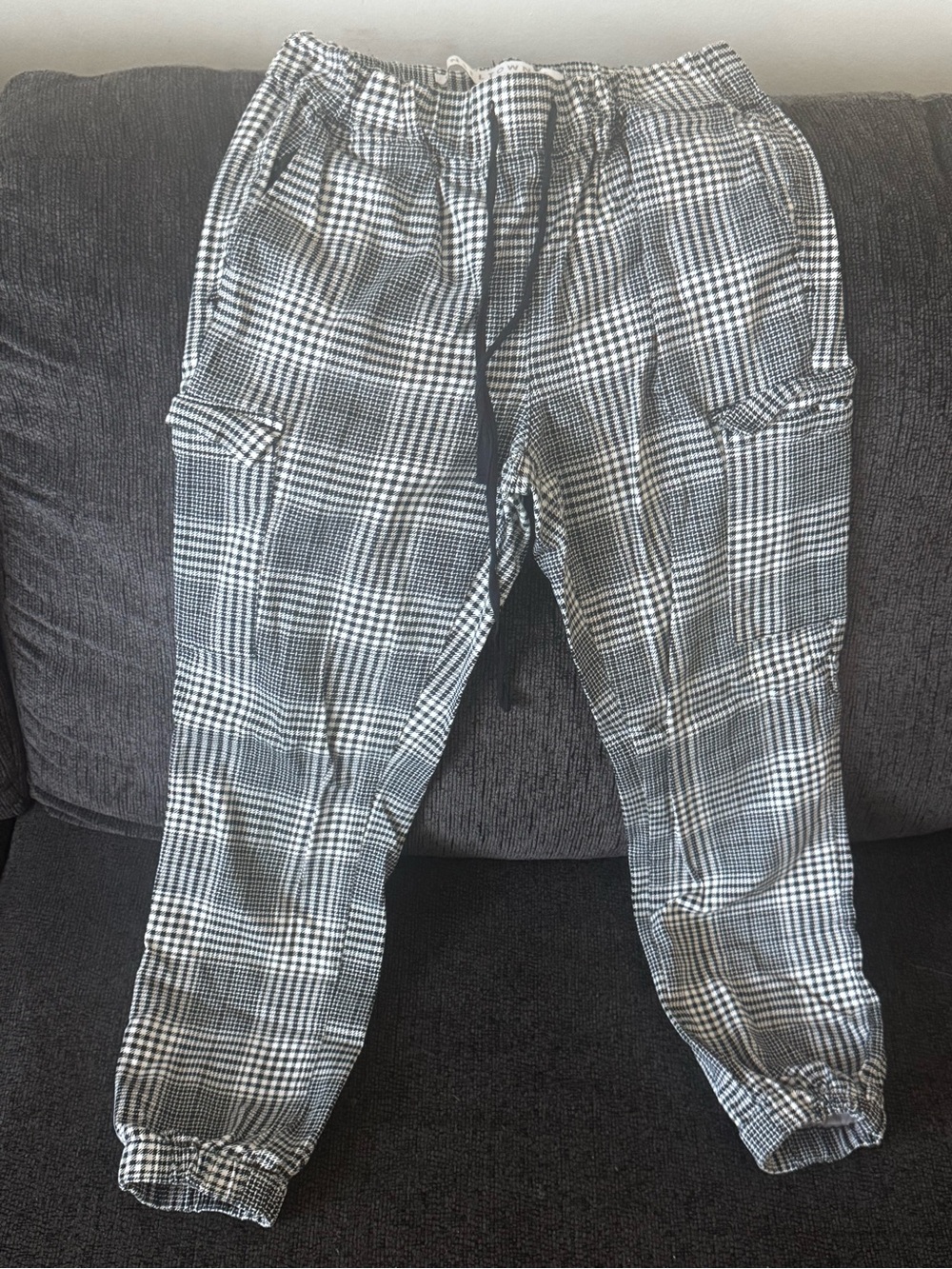 Tinseltown Black & White Plaid Cargo Jogger Pants